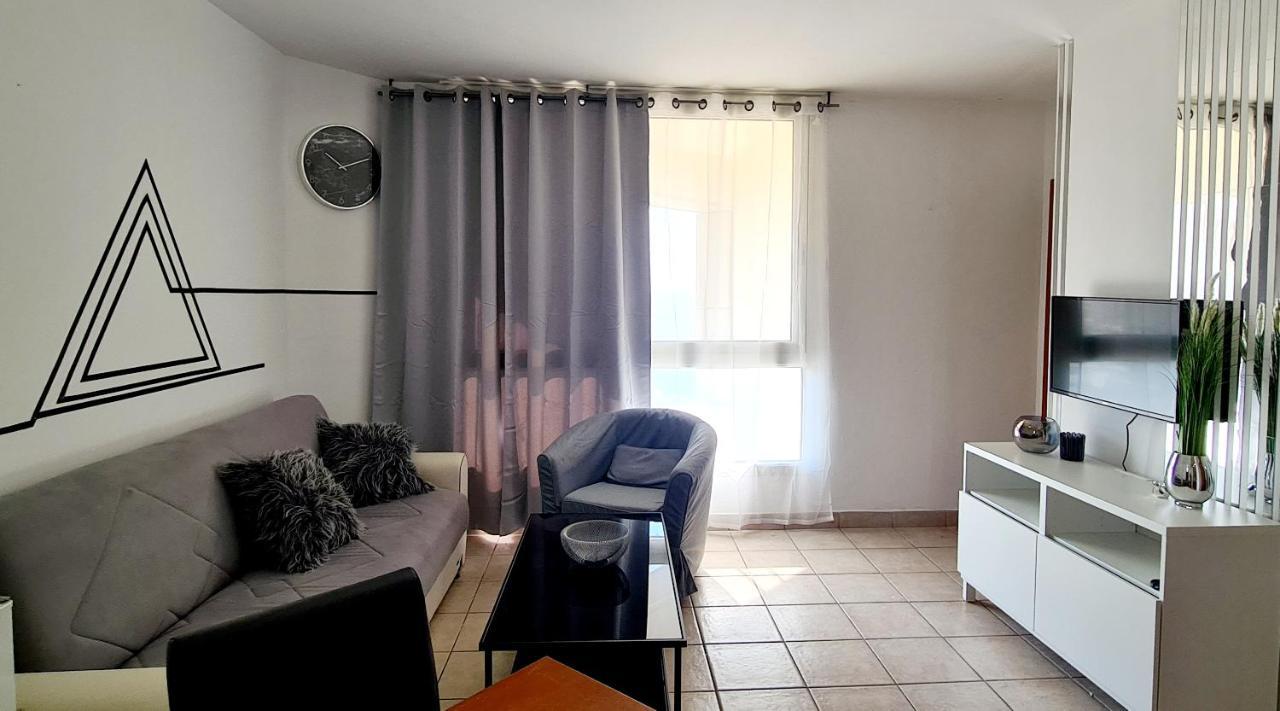 Go To Apartments In Leonardo Бат-Ям Экстерьер фото