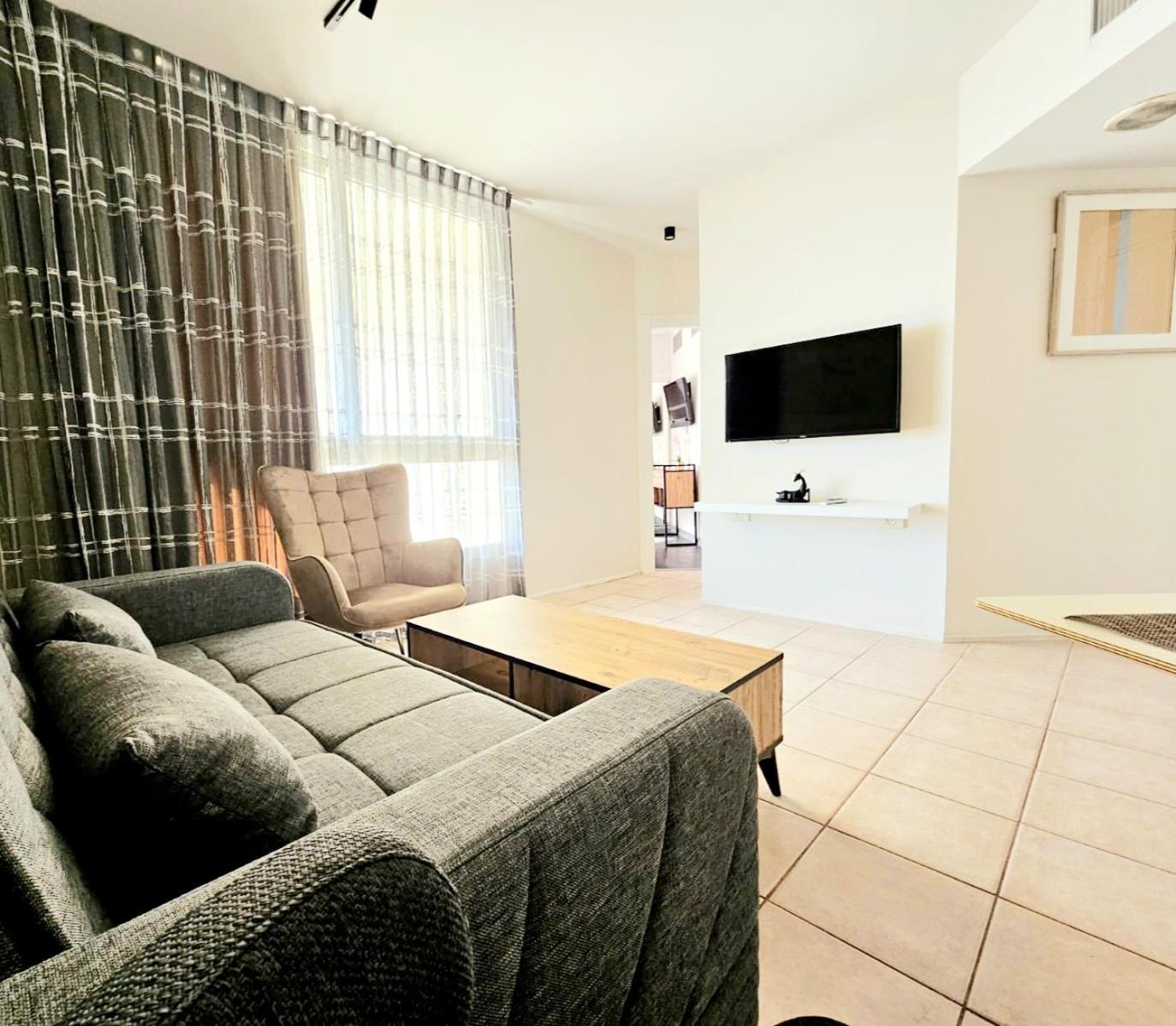 Go To Apartments In Leonardo Бат-Ям Экстерьер фото