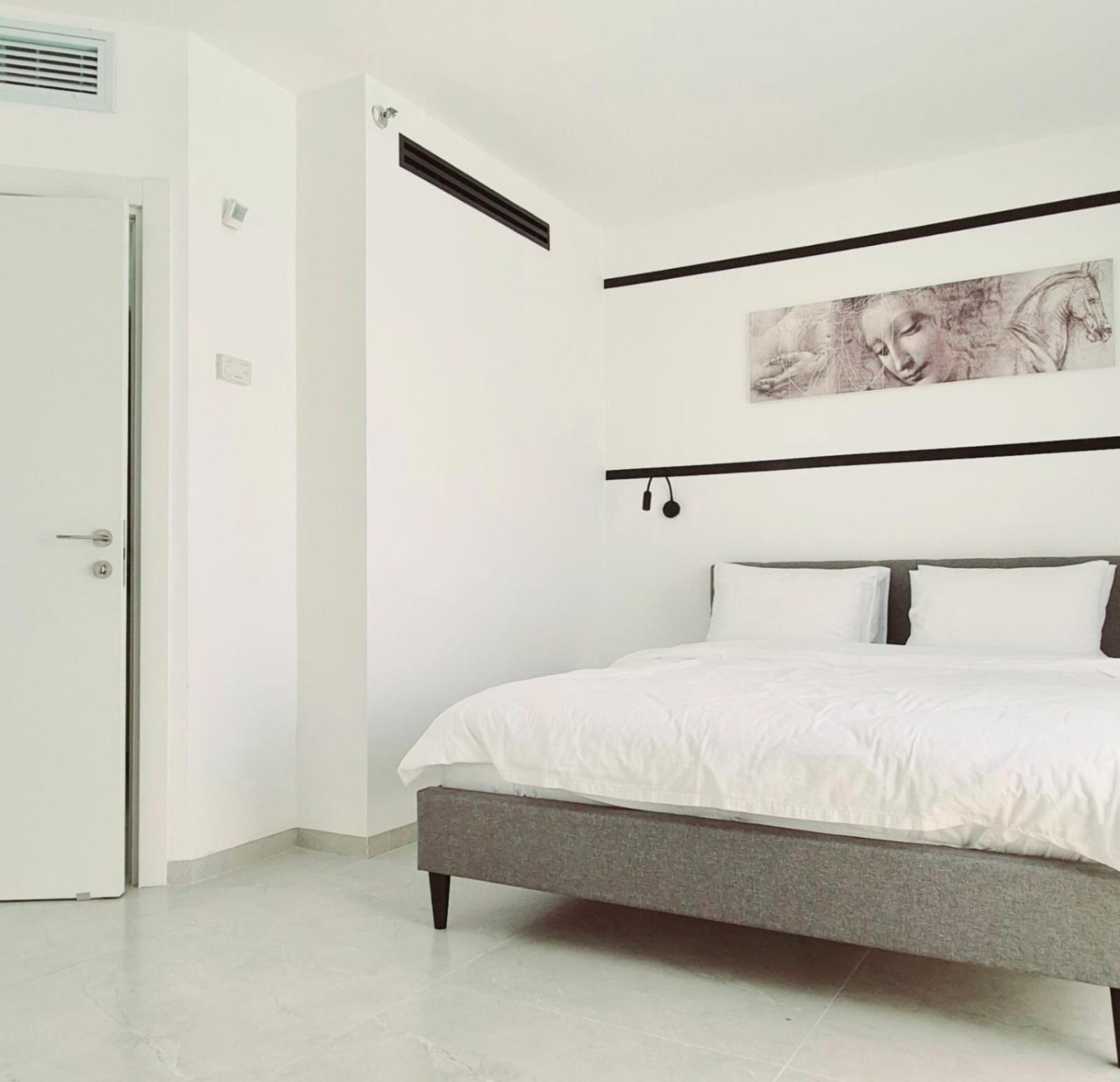 Go To Apartments In Leonardo Бат-Ям Номер фото